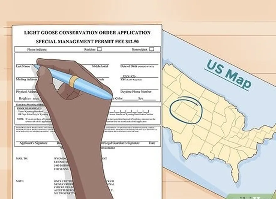 шаг 1 подайте заявление на получение лицензии в том штате, где вы хотите охотиться.
