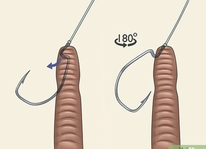 шаг 3 насаживайте пластикового червя на крючок, пока его головка не коснется ушка крючка.