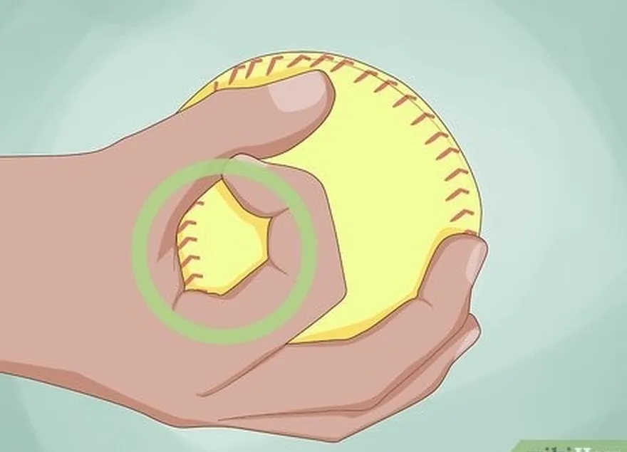 шаг 1 сформируйте круг большим и безымянным пальцами со стороны мяча.